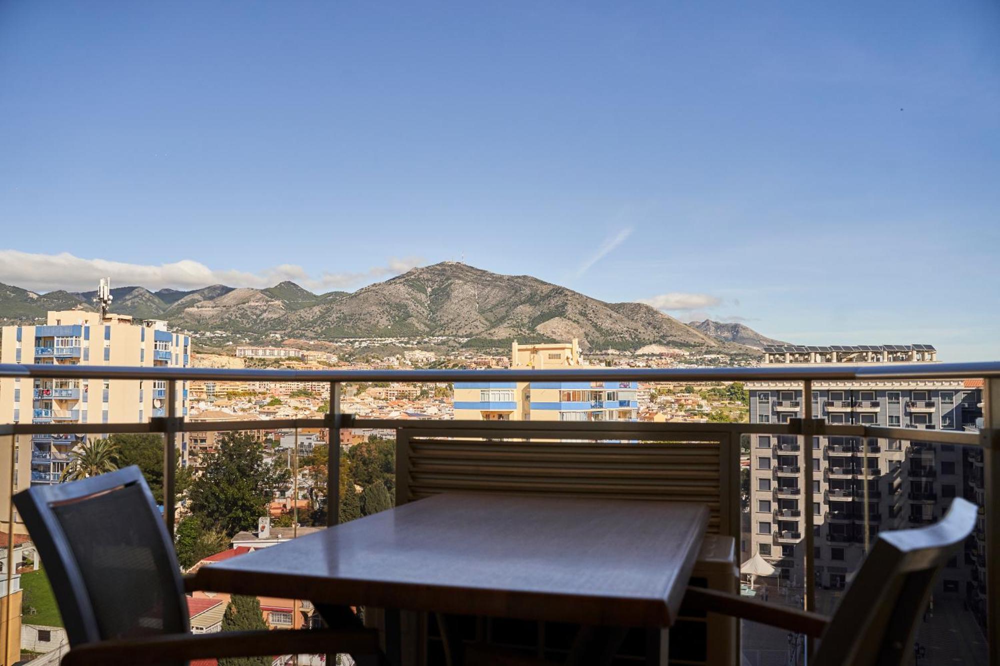 Apartamentos Mediterraneo Real ฟูเอนฮิโรลา ภายนอก รูปภาพ