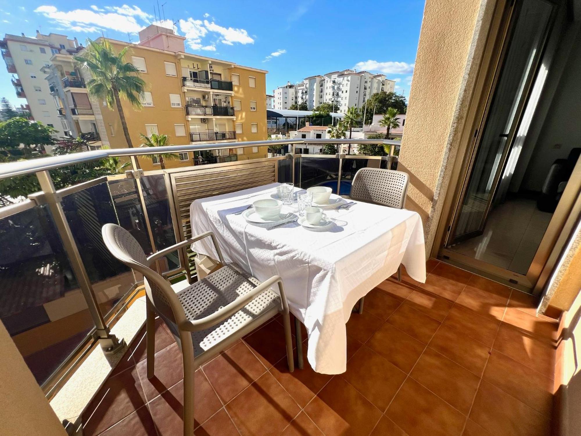 Apartamentos Mediterraneo Real ฟูเอนฮิโรลา ภายนอก รูปภาพ