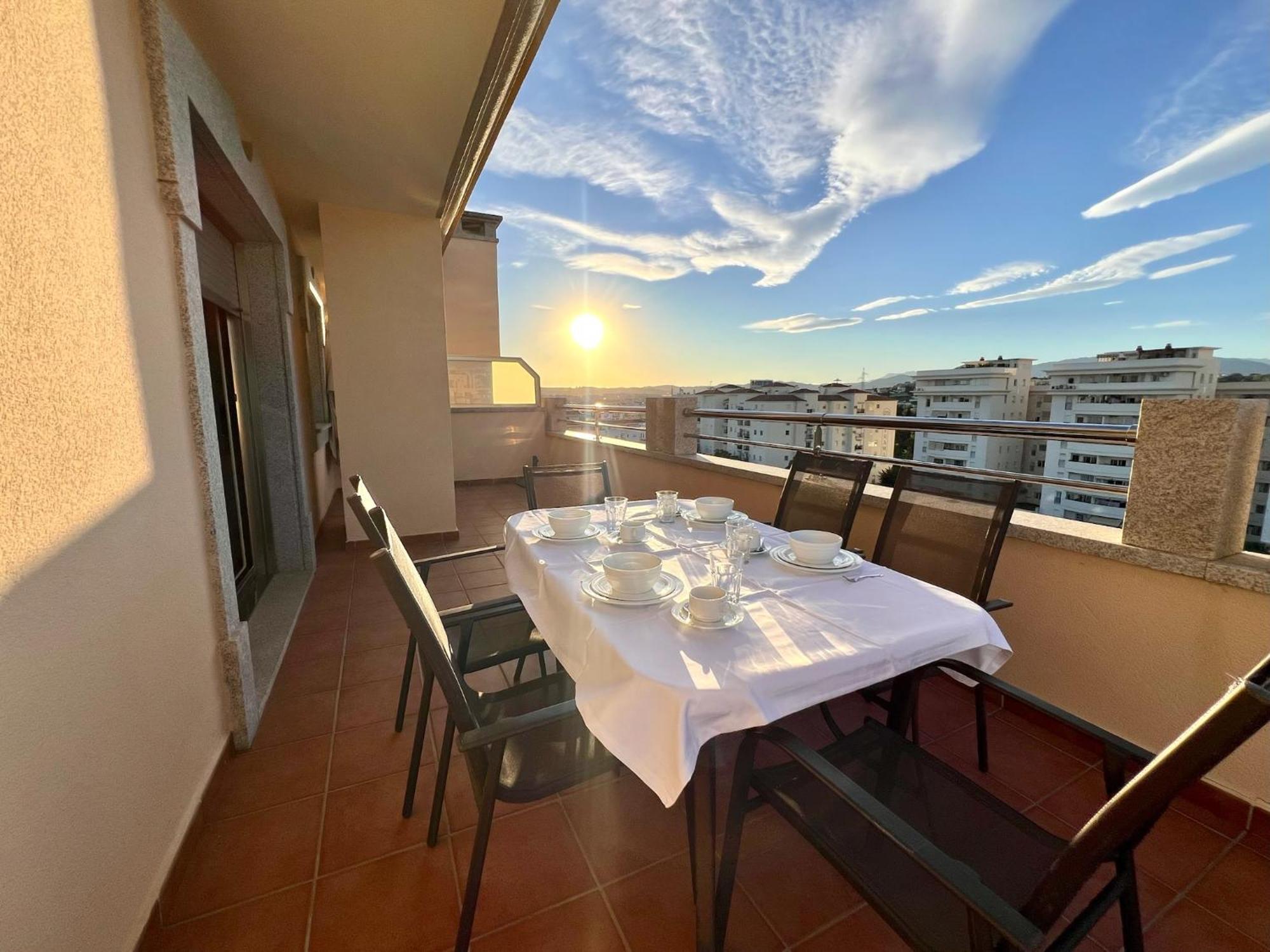 Apartamentos Mediterraneo Real ฟูเอนฮิโรลา ภายนอก รูปภาพ