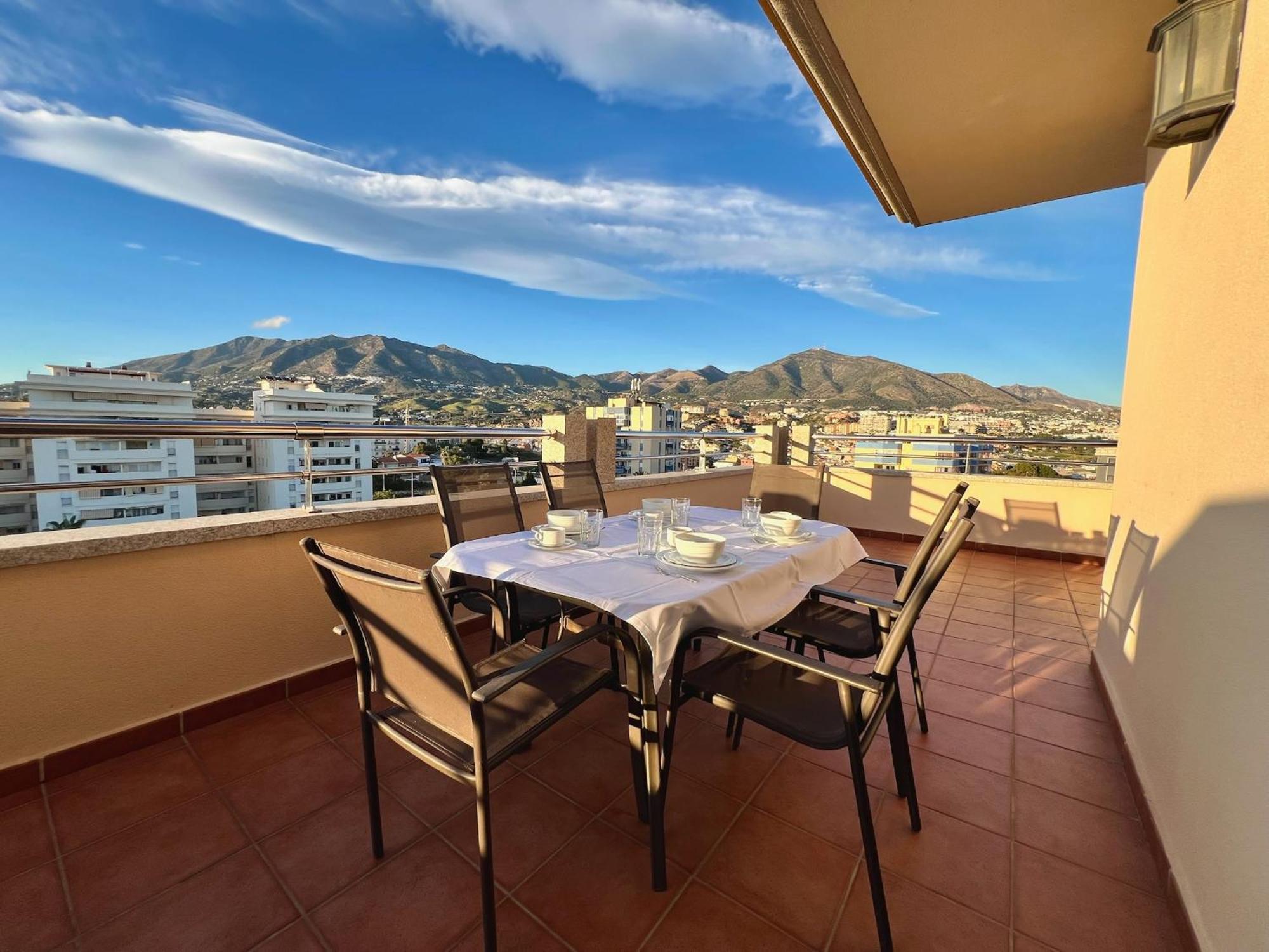 Apartamentos Mediterraneo Real ฟูเอนฮิโรลา ภายนอก รูปภาพ