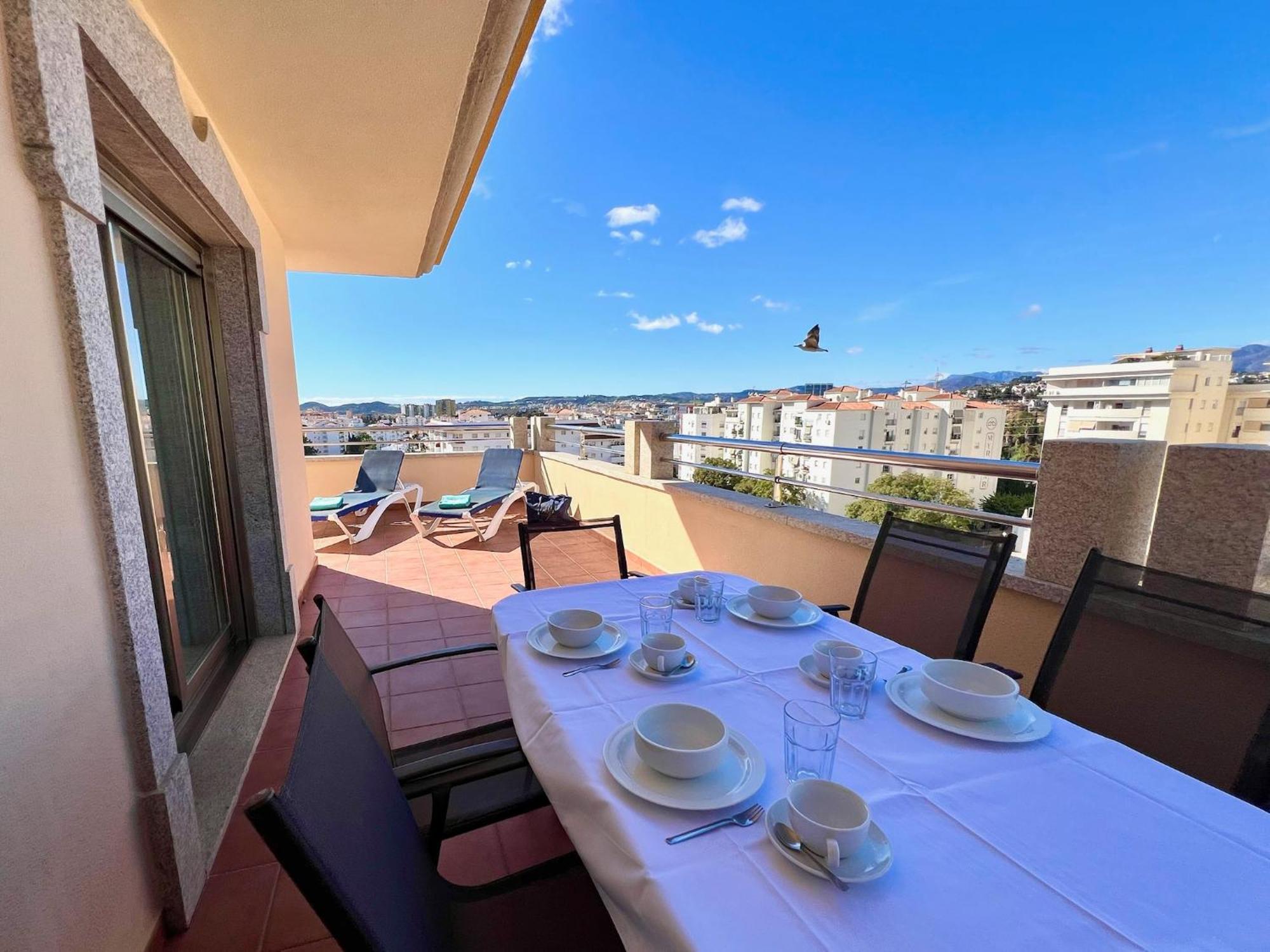 Apartamentos Mediterraneo Real ฟูเอนฮิโรลา ภายนอก รูปภาพ