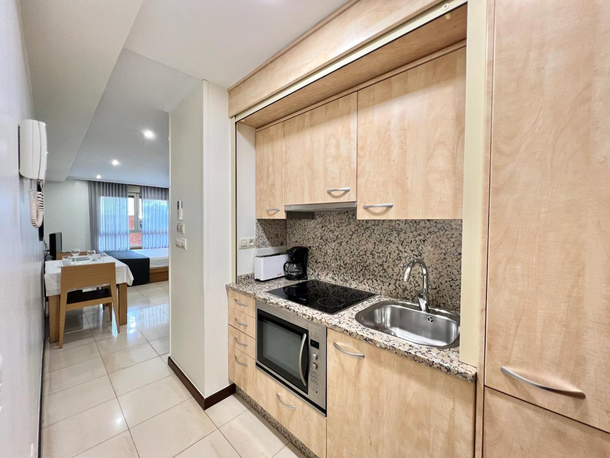 Apartamentos Mediterraneo Real ฟูเอนฮิโรลา ภายนอก รูปภาพ